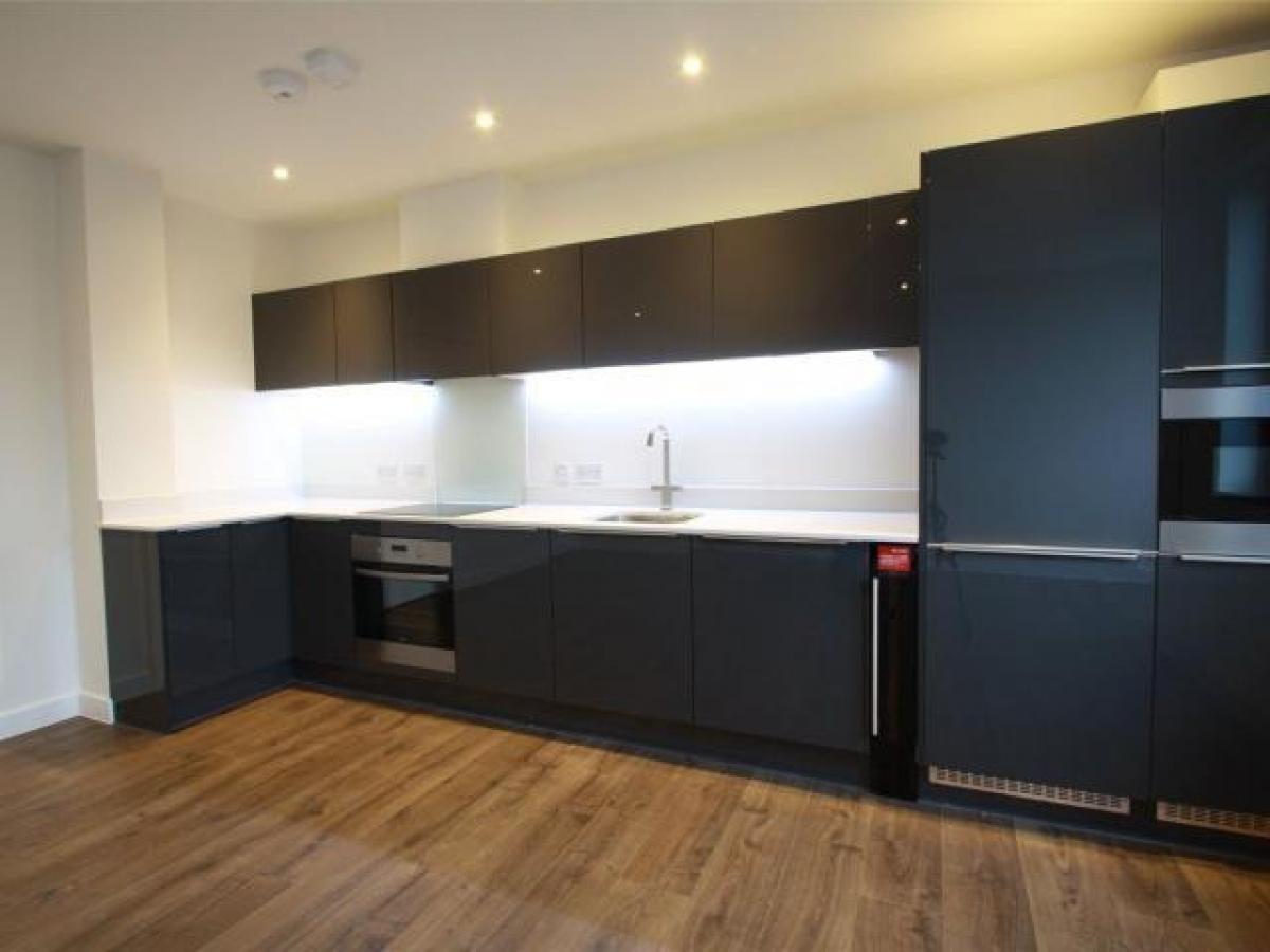 Picture of Apartment For Rent in Chertsey, Surrey, United Kingdom