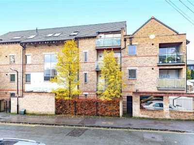 Apartment For Rent in Maidenhead, United Kingdom