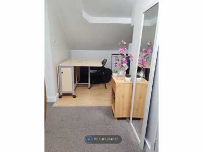 Apartment For Rent in Uxbridge, United Kingdom