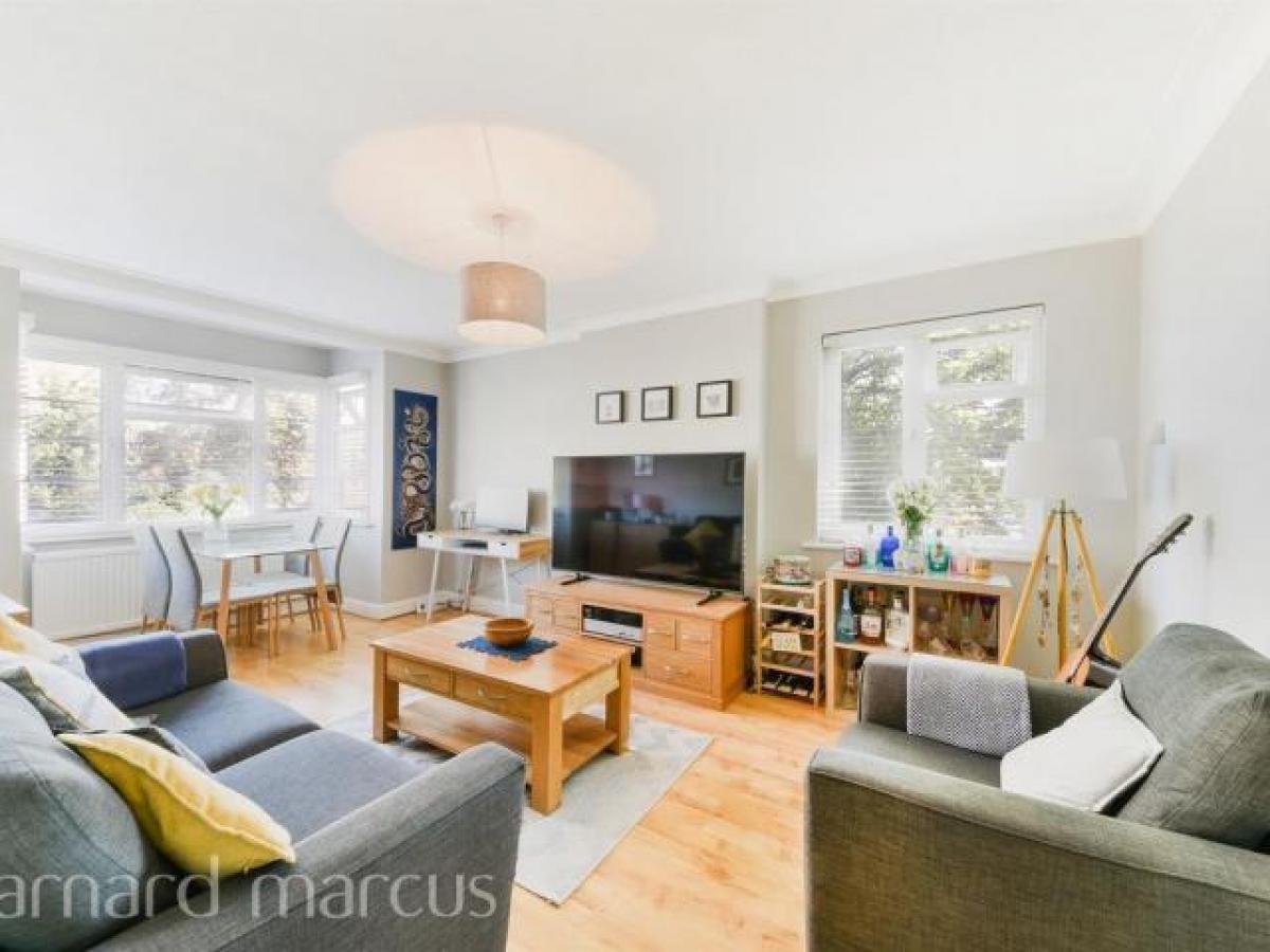 Picture of Apartment For Rent in Surbiton, Greater London, United Kingdom