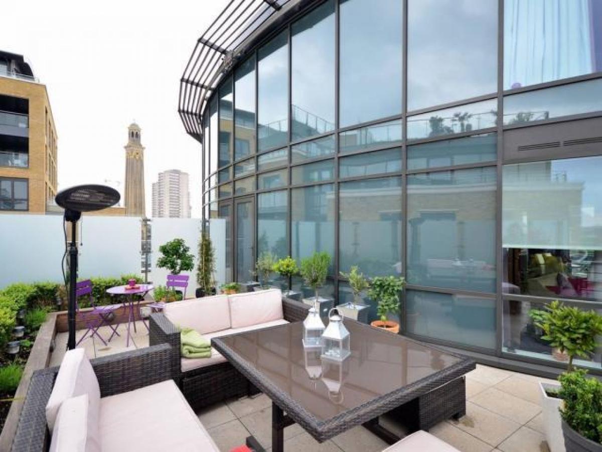 Picture of Apartment For Rent in Brentford, Greater London, United Kingdom