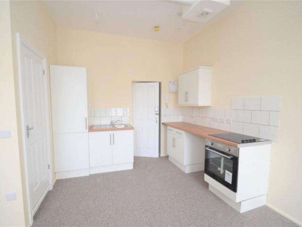 Picture of Apartment For Rent in Cullompton, Devon, United Kingdom