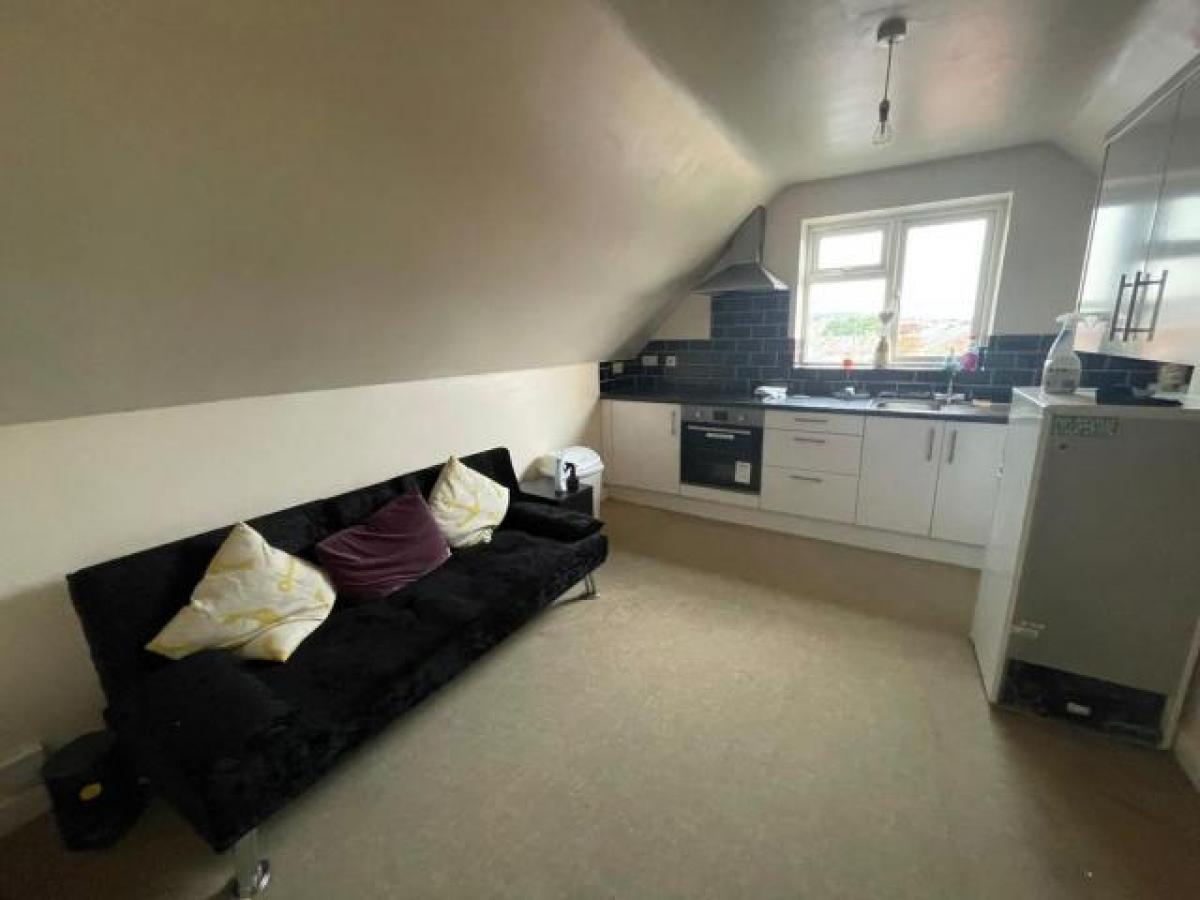 Picture of Apartment For Rent in Ilkeston, Derbyshire, United Kingdom