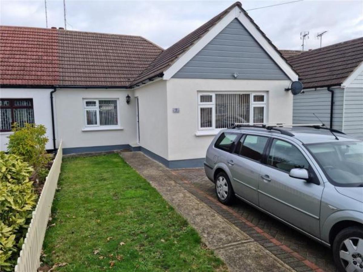 Picture of Bungalow For Rent in Rayleigh, Essex, United Kingdom