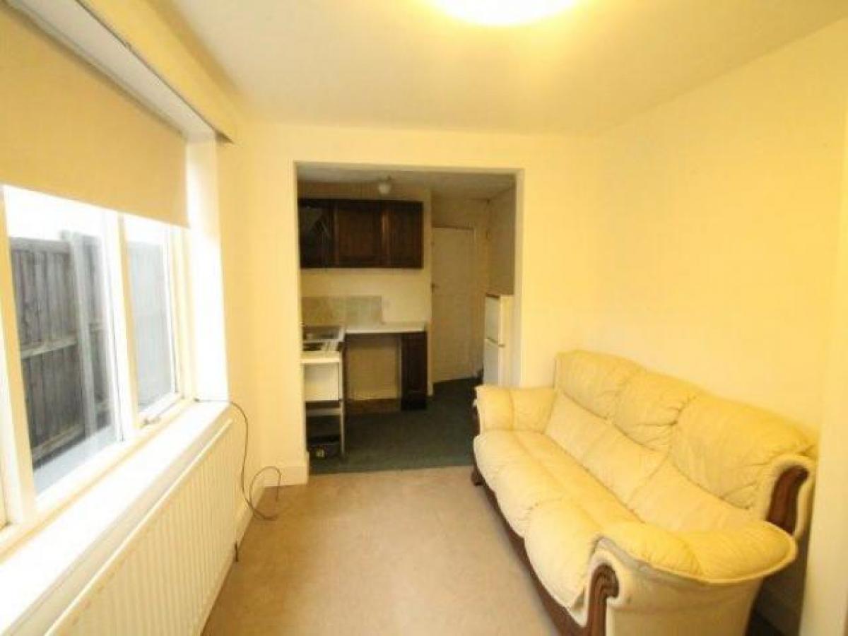Picture of Apartment For Rent in Sevenoaks, Kent, United Kingdom
