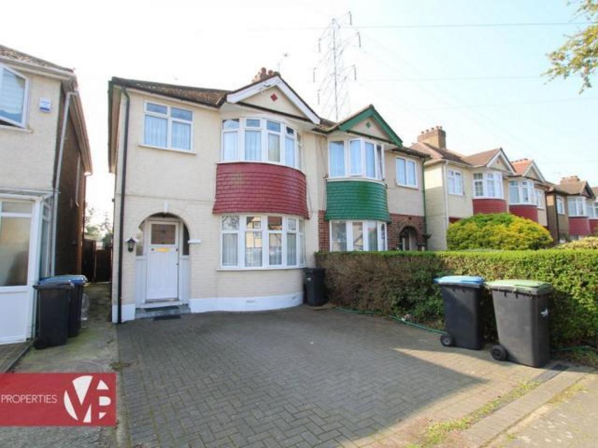 Picture of Home For Rent in Enfield, Greater London, United Kingdom