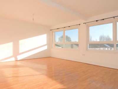 Apartment For Rent in Enfield, United Kingdom