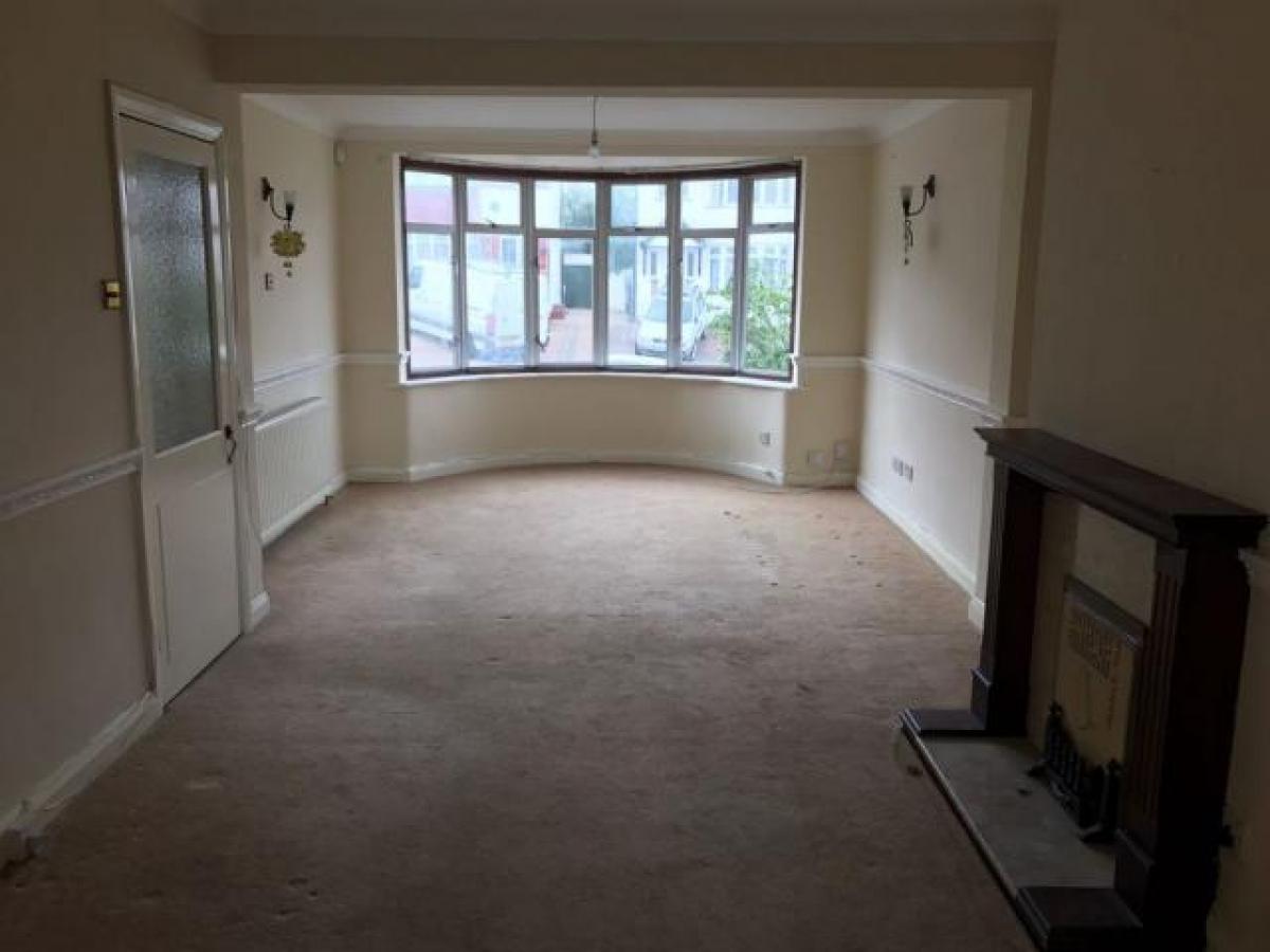 Picture of Home For Rent in Ilford, Greater London, United Kingdom