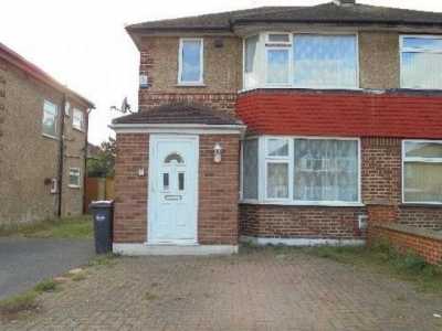 Apartment For Rent in Feltham, United Kingdom
