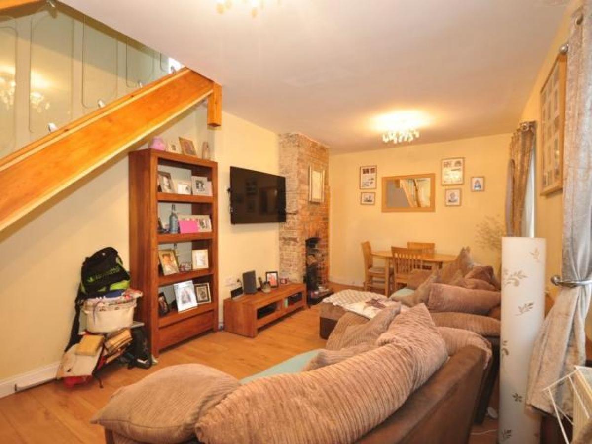 Picture of Home For Rent in Havant, Hampshire, United Kingdom