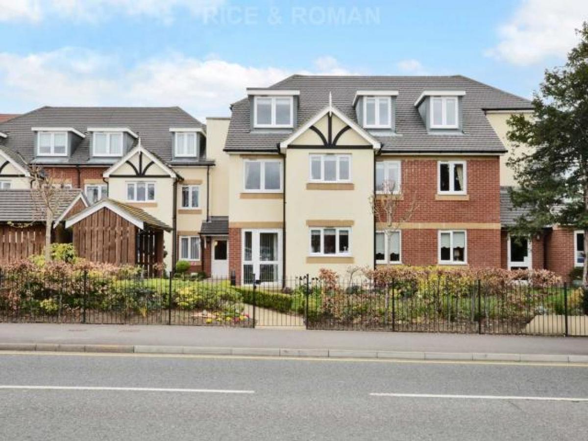Picture of Apartment For Rent in Epsom, Surrey, United Kingdom