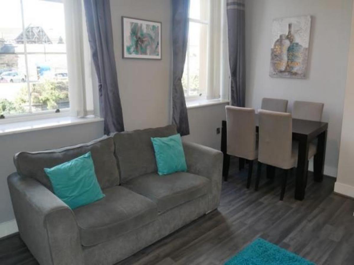 Picture of Apartment For Rent in Huddersfield, West Yorkshire, United Kingdom