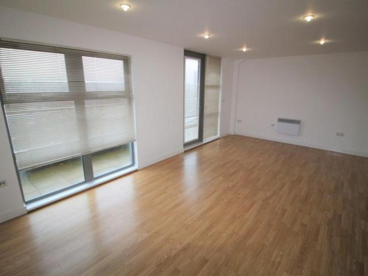 Picture of Apartment For Rent in Salford, Greater Manchester, United Kingdom
