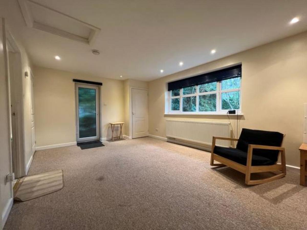 Picture of Apartment For Rent in Winchester, Hampshire, United Kingdom