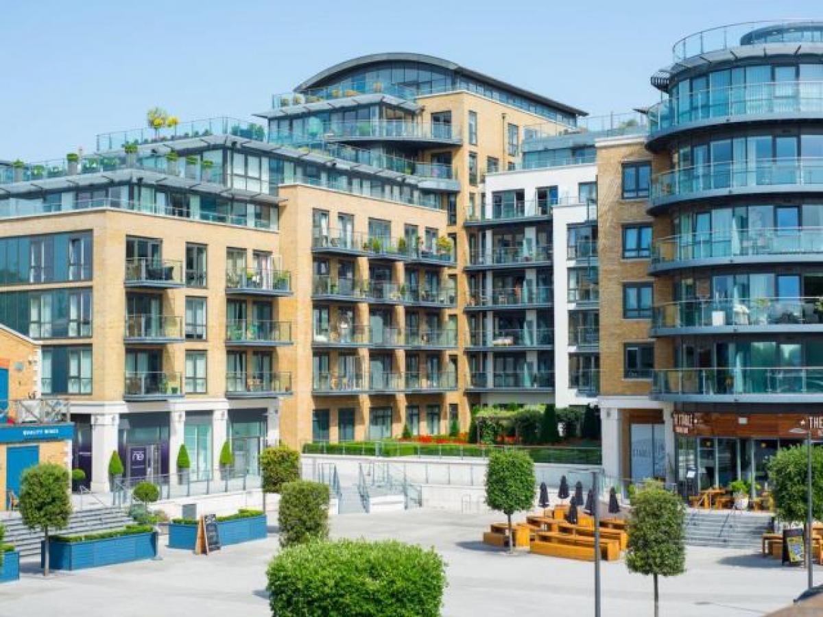 Picture of Apartment For Rent in Brentford, Greater London, United Kingdom