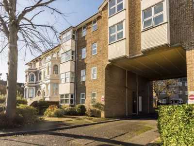 Apartment For Rent in Surbiton, United Kingdom