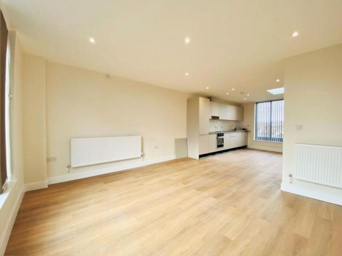 Picture of Apartment For Rent in Barnet, Hertfordshire, United Kingdom