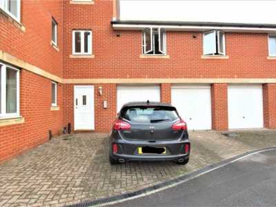 Apartment For Rent in Swindon, United Kingdom