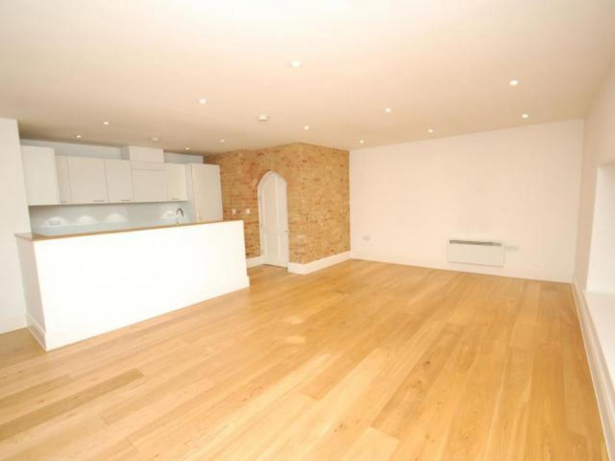 Picture of Apartment For Rent in Brentwood, Essex, United Kingdom