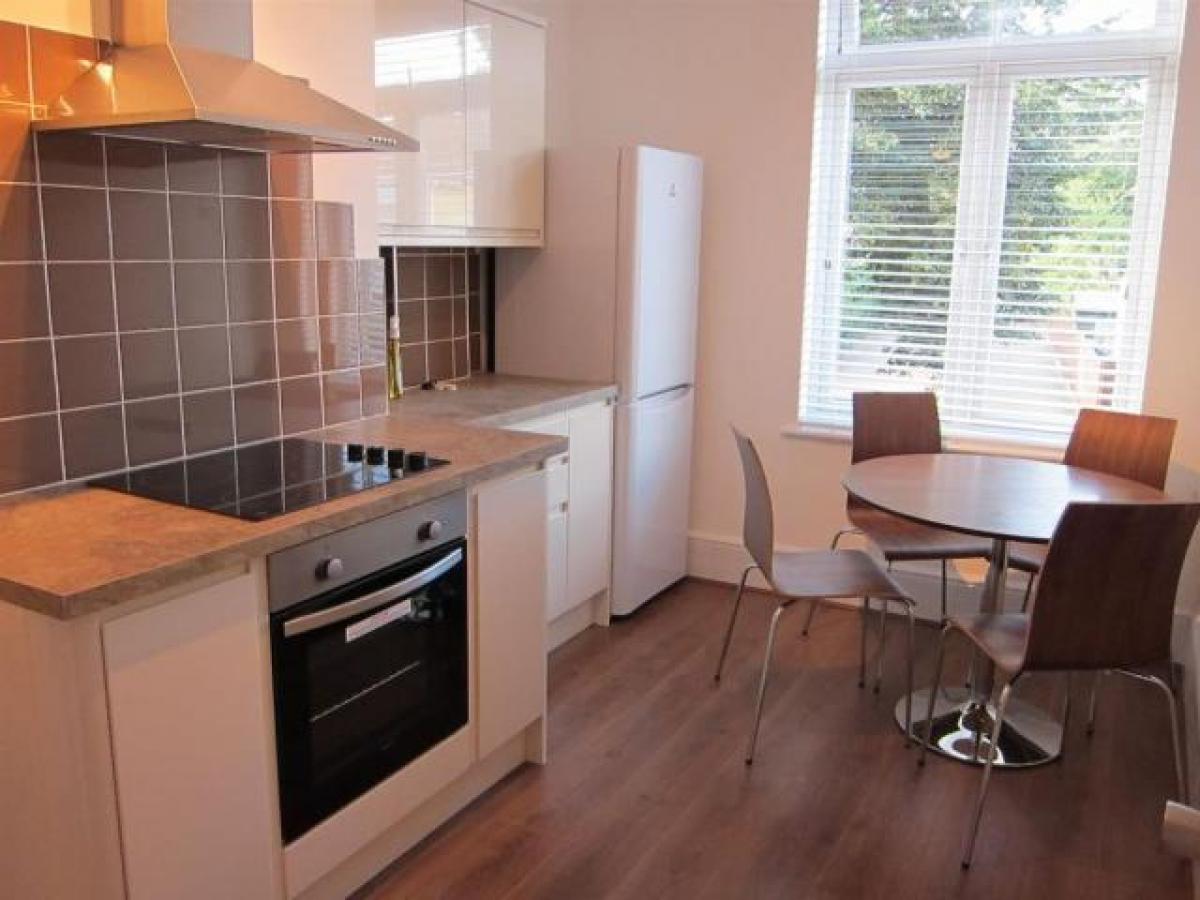Picture of Apartment For Rent in Egham, Surrey, United Kingdom