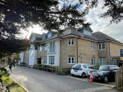 Apartment For Rent in Egham, United Kingdom