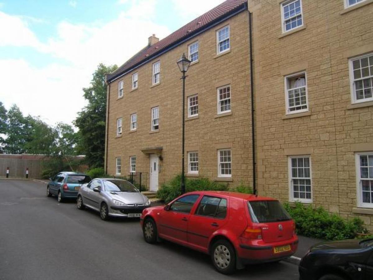 Picture of Apartment For Rent in Chippenham, Wiltshire, United Kingdom