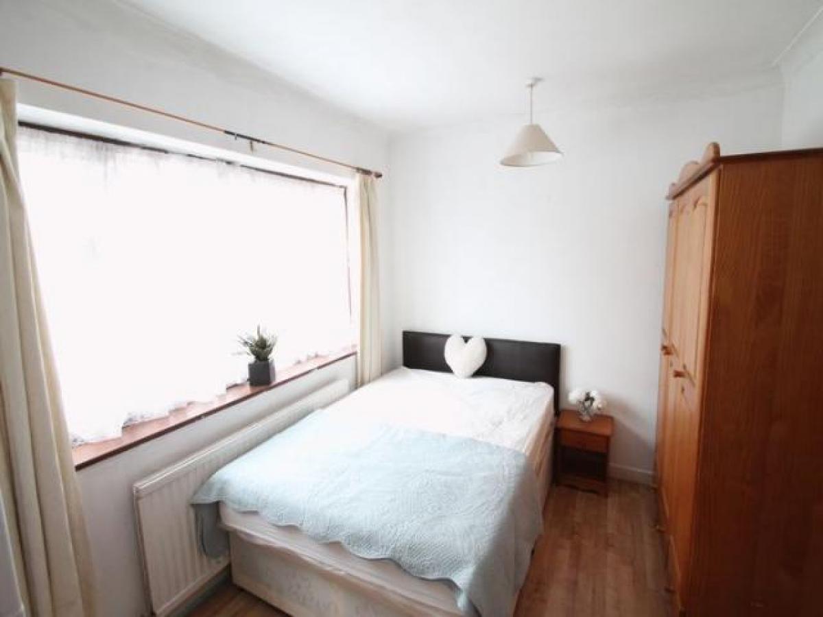 Picture of Apartment For Rent in Uxbridge, Greater London, United Kingdom