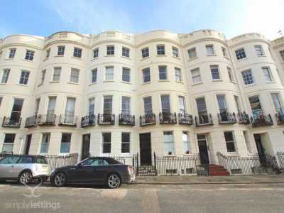 Apartment For Rent in Hove, United Kingdom