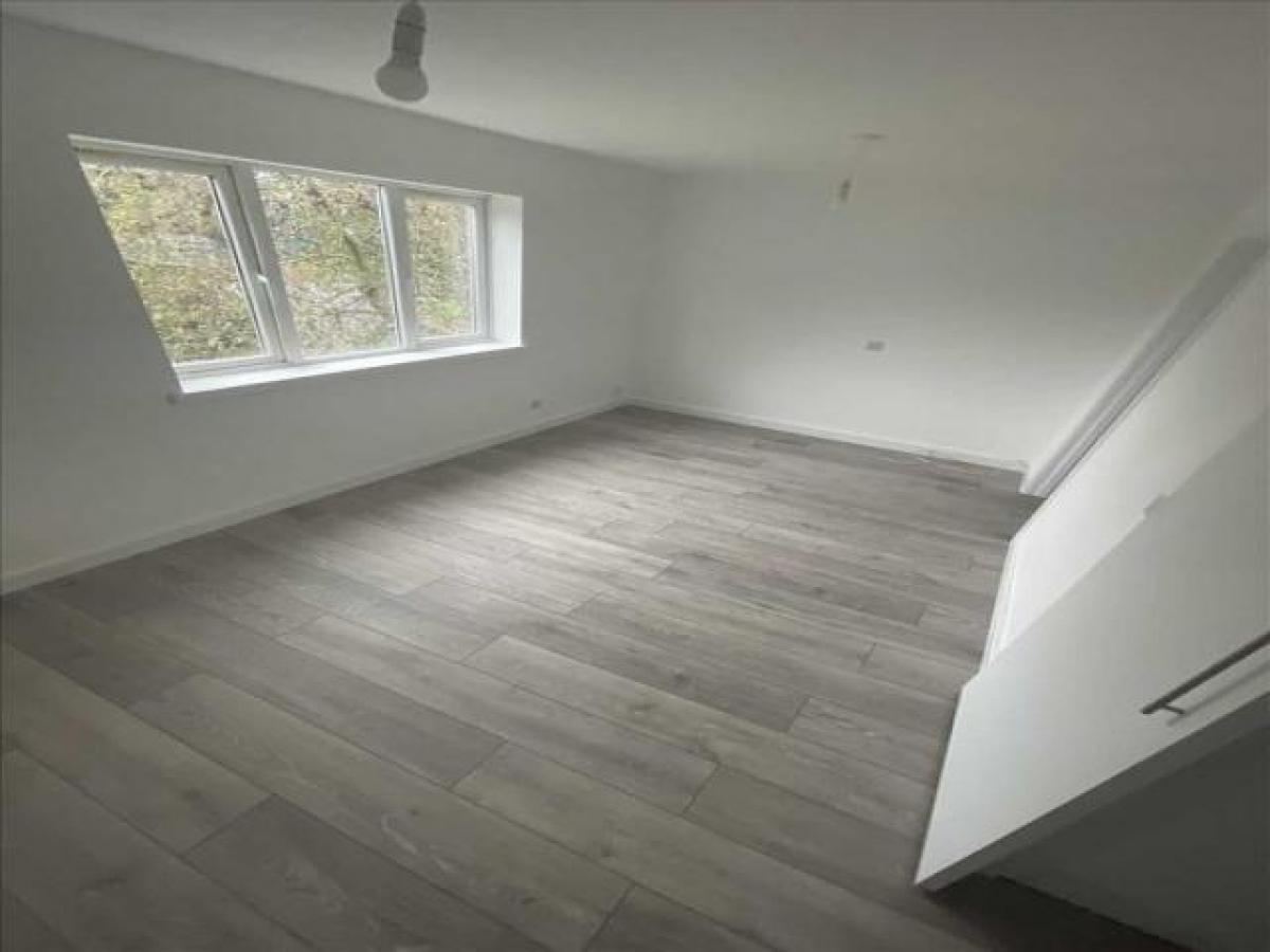 Picture of Apartment For Rent in Wolverhampton, West Midlands, United Kingdom