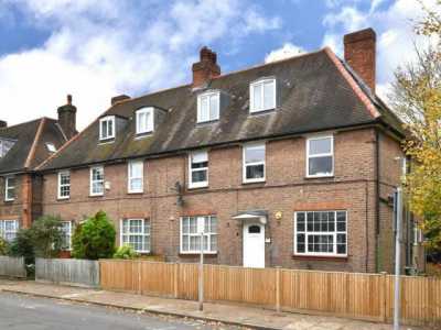 Apartment For Rent in Bromley, United Kingdom