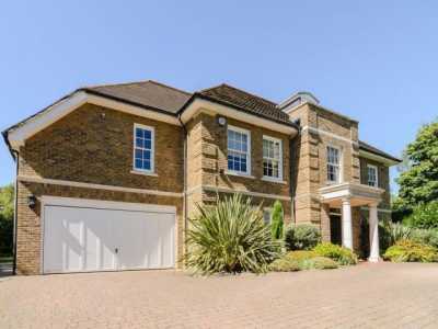 Home For Rent in Ascot, United Kingdom