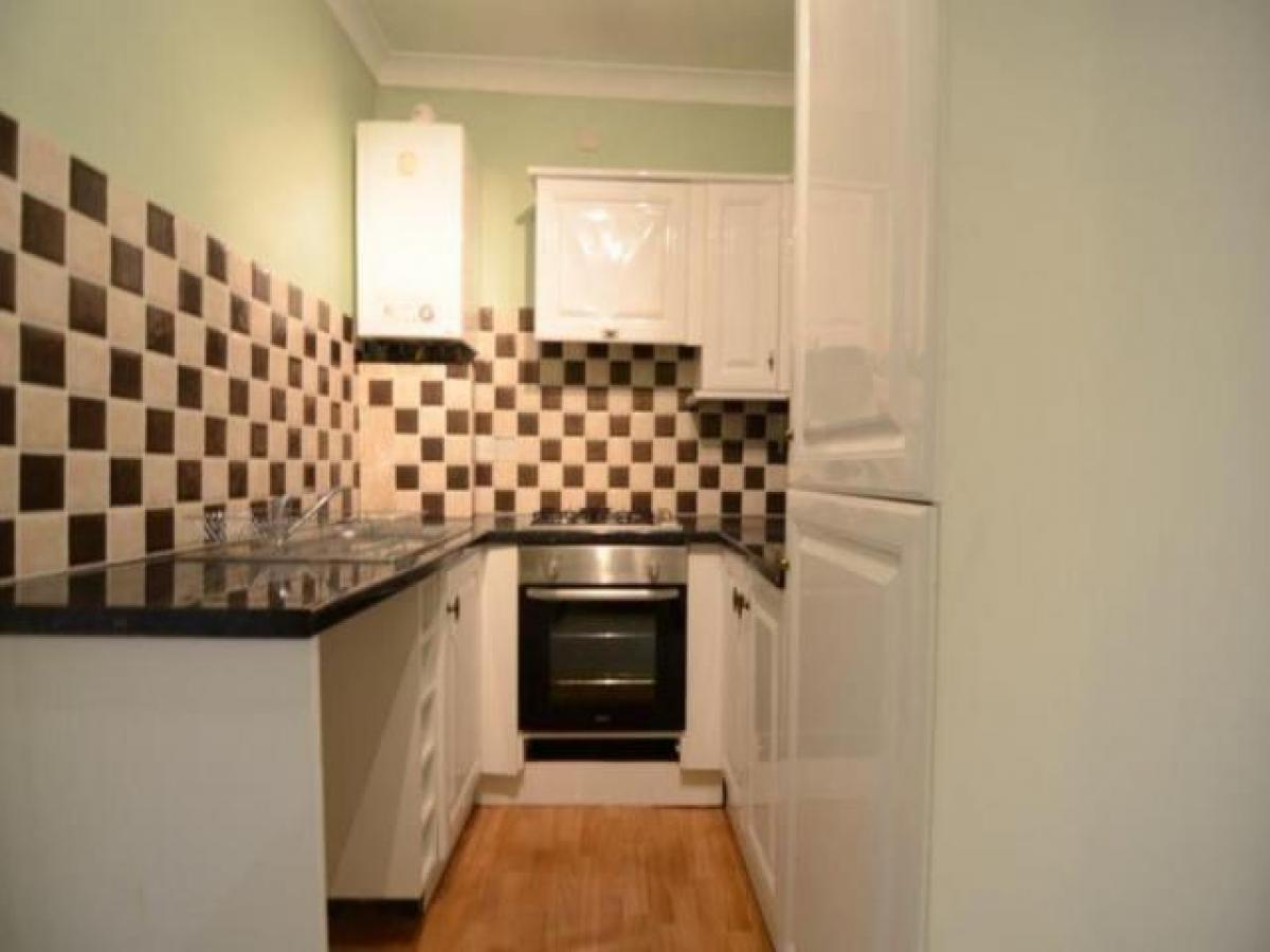 Picture of Apartment For Rent in Farnborough, Hampshire, United Kingdom