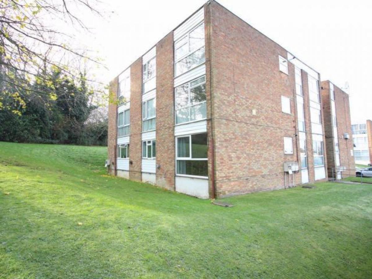 Picture of Apartment For Rent in Bushey, Hertfordshire, United Kingdom