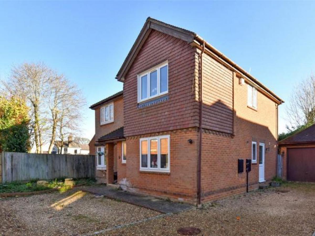 Picture of Home For Rent in Amersham, Buckinghamshire, United Kingdom
