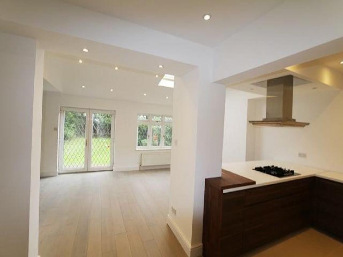 Picture of Home For Rent in Ilford, Greater London, United Kingdom