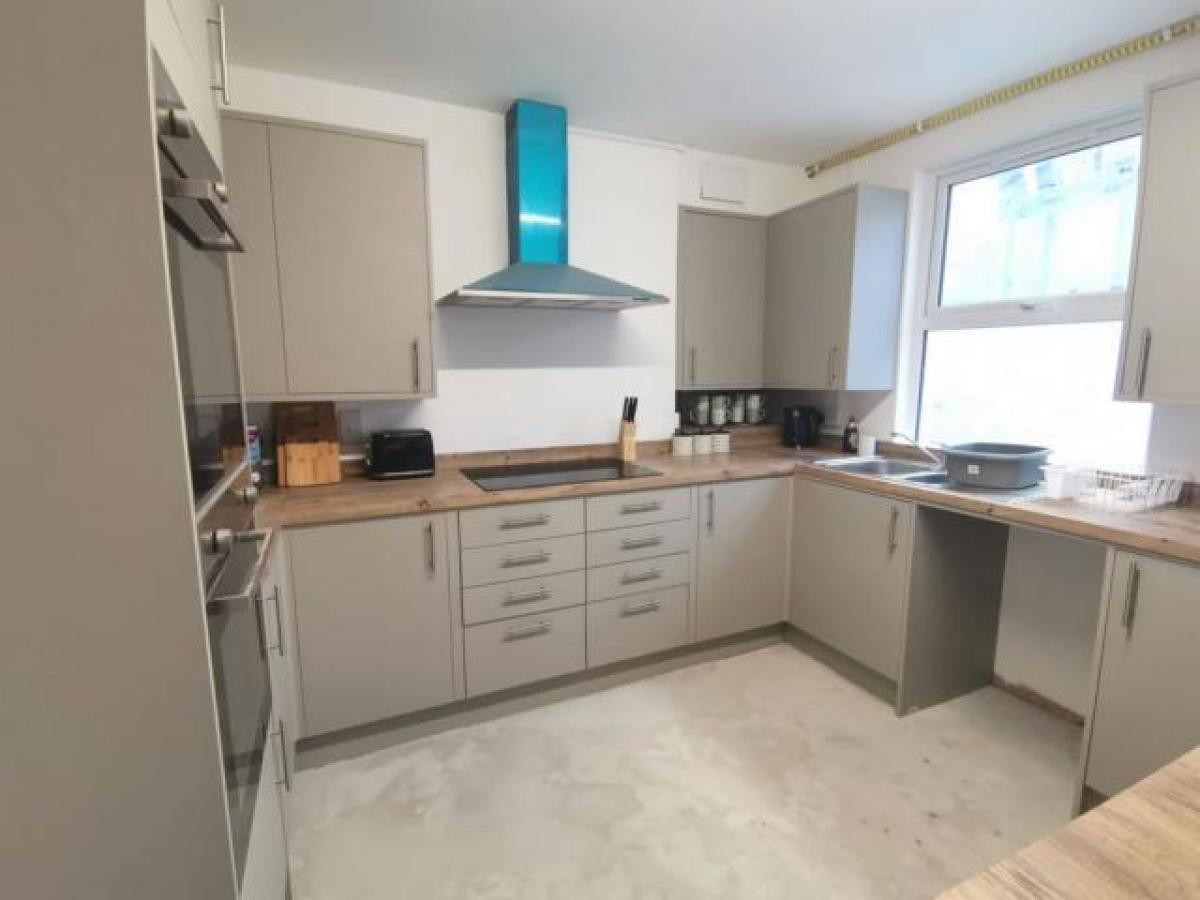 Picture of Apartment For Rent in Folkestone, Kent, United Kingdom