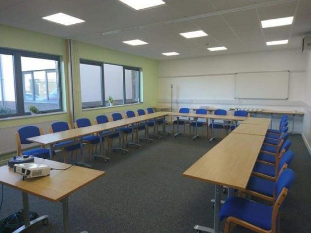 Picture of Office For Rent in Milton Keynes, Buckinghamshire, United Kingdom
