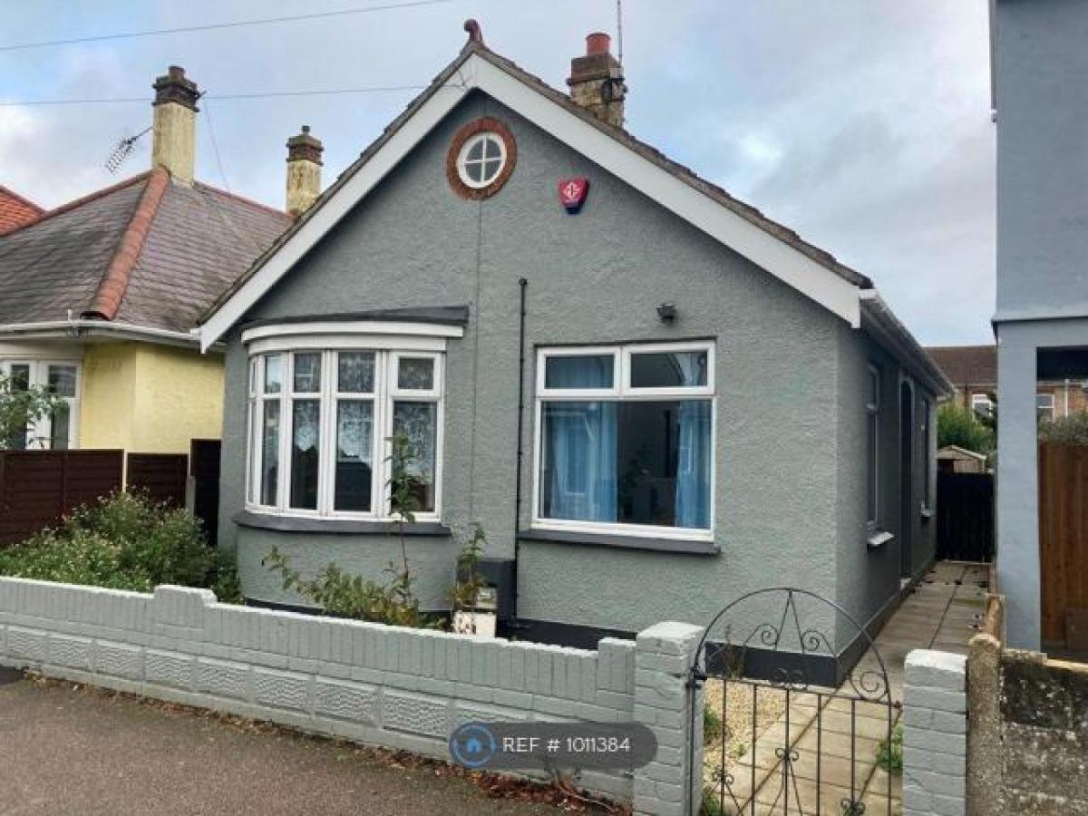 Picture of Bungalow For Rent in Clacton on Sea, Essex, United Kingdom