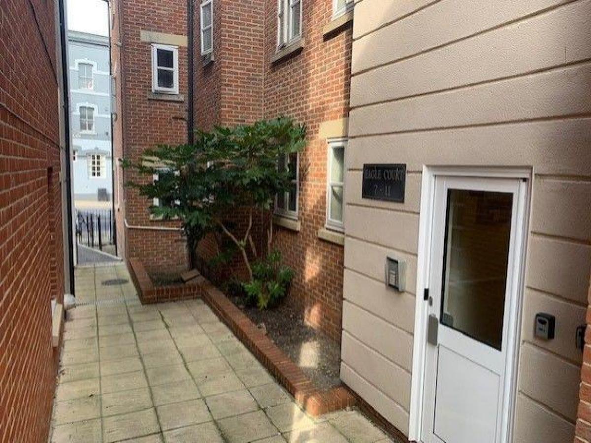 Picture of Apartment For Rent in Winchester, Hampshire, United Kingdom