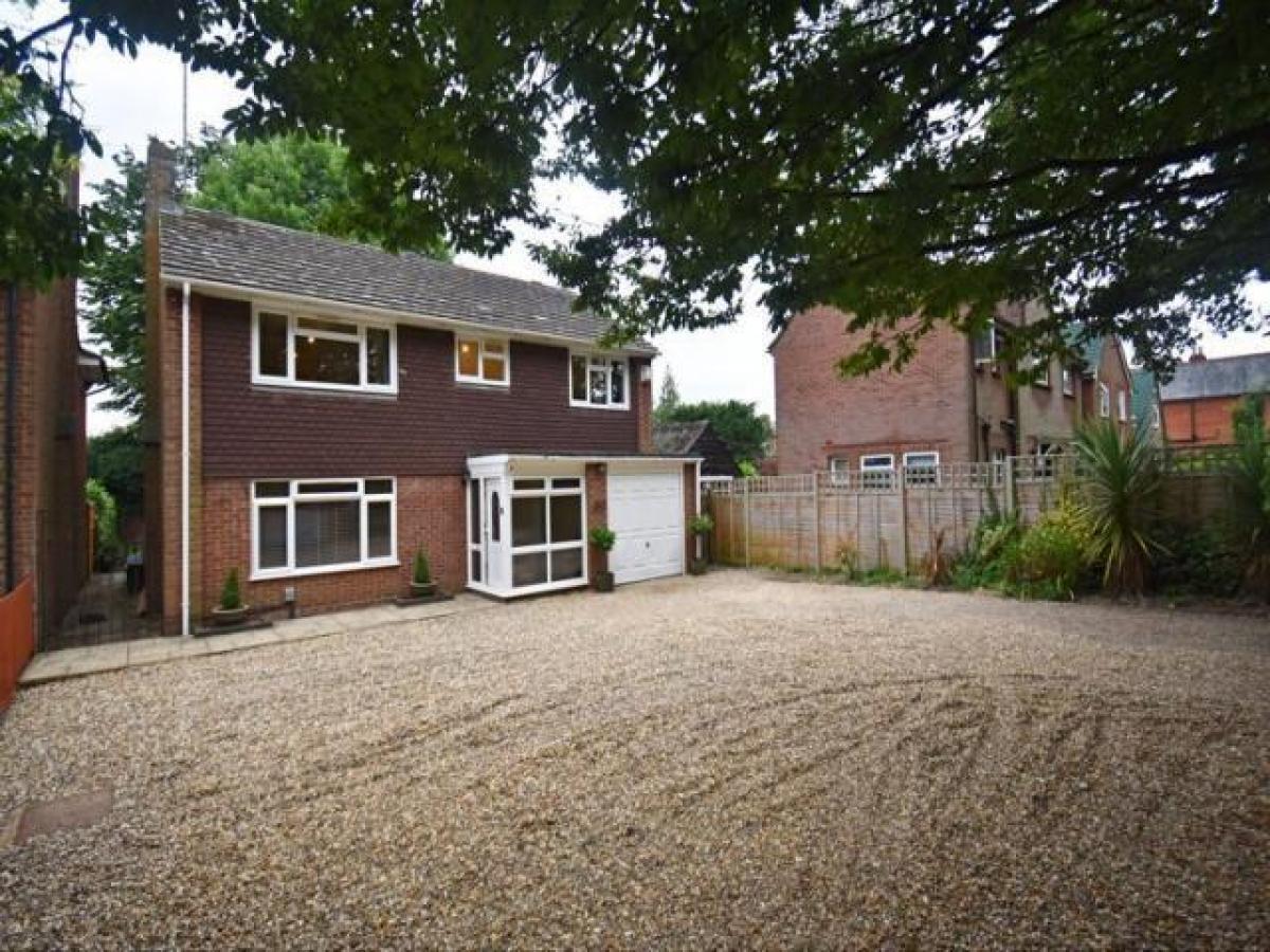 Picture of Home For Rent in Basingstoke, Hampshire, United Kingdom