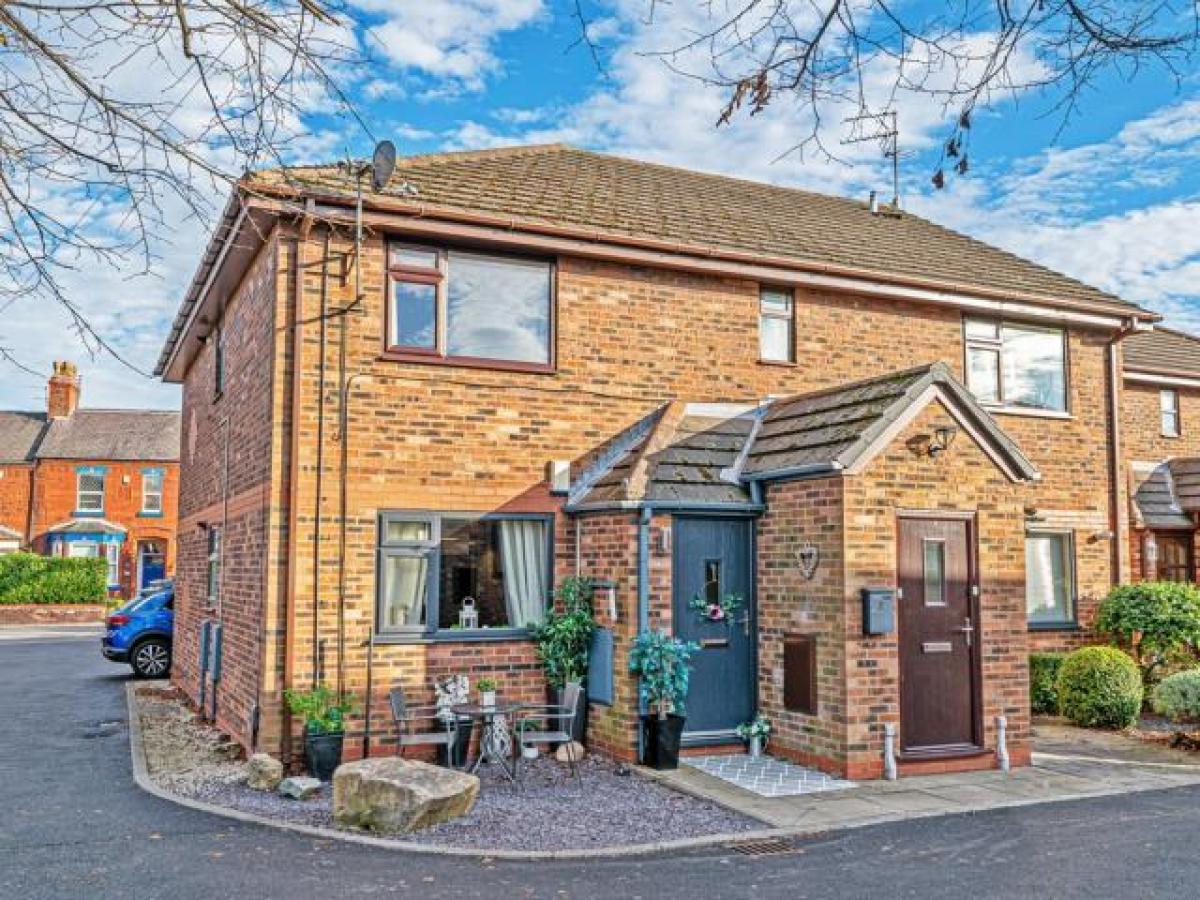 Picture of Apartment For Rent in Warrington, Cheshire, United Kingdom