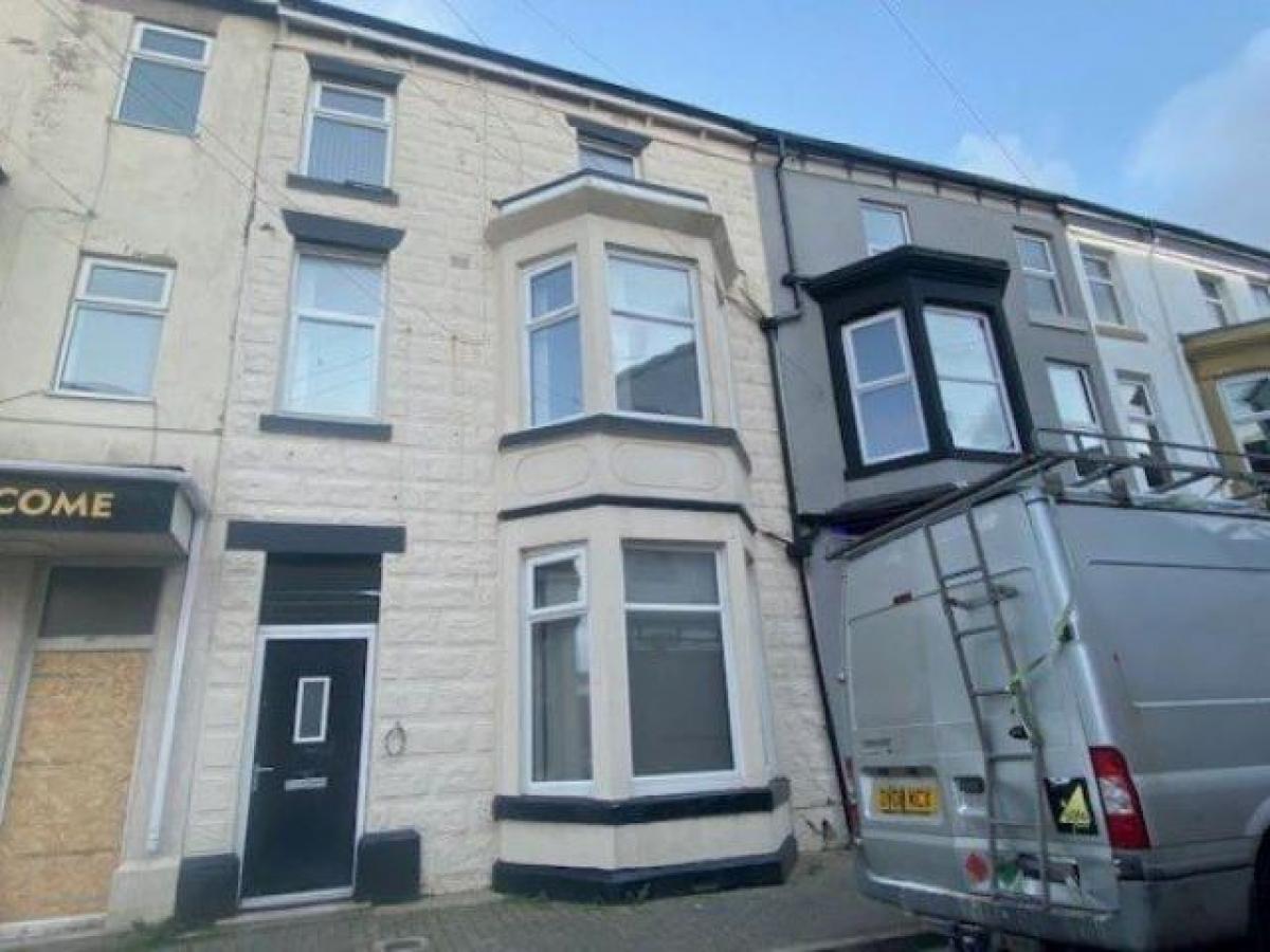 Picture of Apartment For Rent in Blackpool, Lancashire, United Kingdom