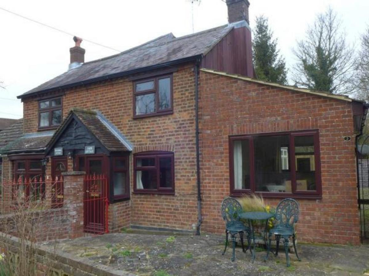 Picture of Home For Rent in Aylesbury, Buckinghamshire, United Kingdom