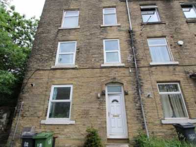 Home For Rent in Huddersfield, United Kingdom