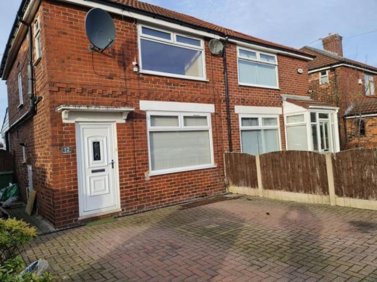 Picture of Home For Rent in Oldham, Greater Manchester, United Kingdom