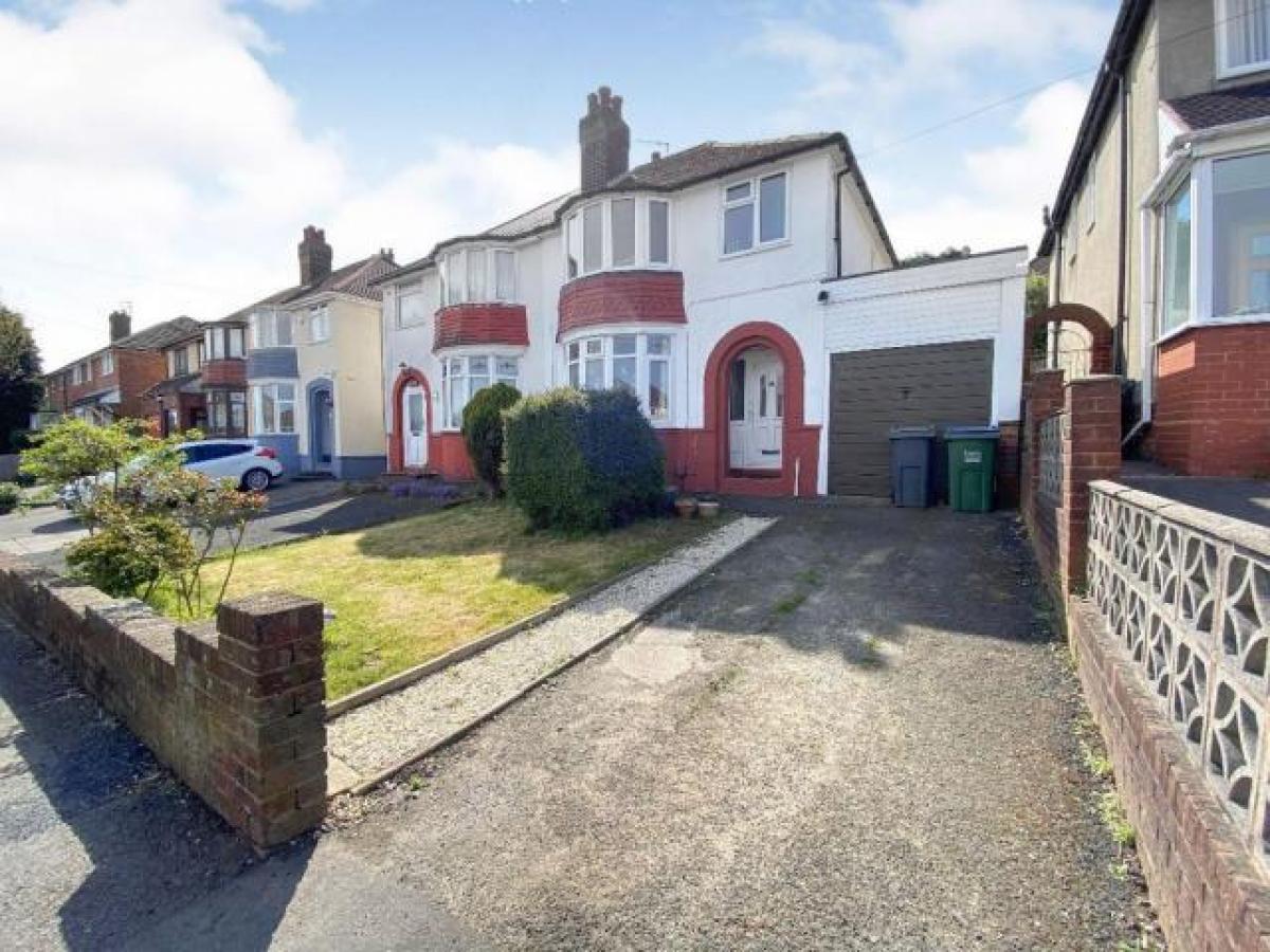 Picture of Home For Rent in Oldbury, West Midlands, United Kingdom