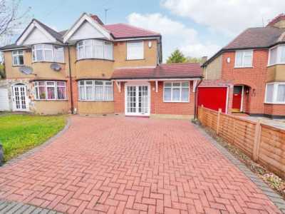 Home For Rent in Uxbridge, United Kingdom