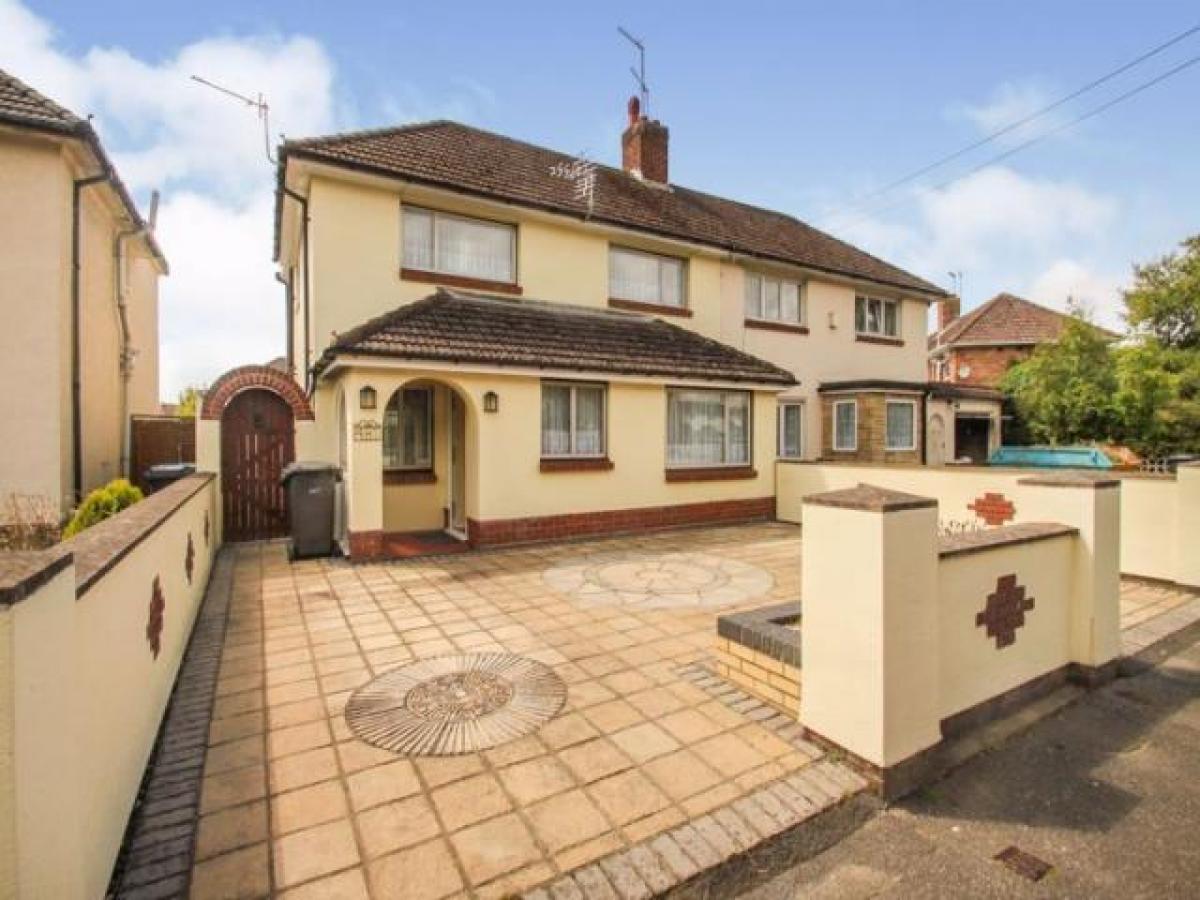 Picture of Home For Rent in Poole, Dorset, United Kingdom