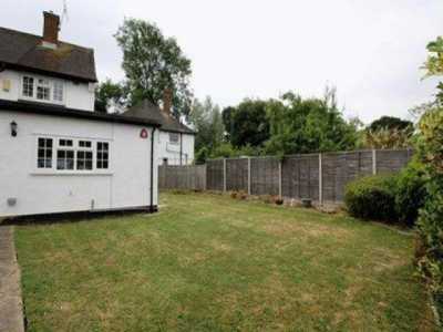 Home For Rent in Borehamwood, United Kingdom