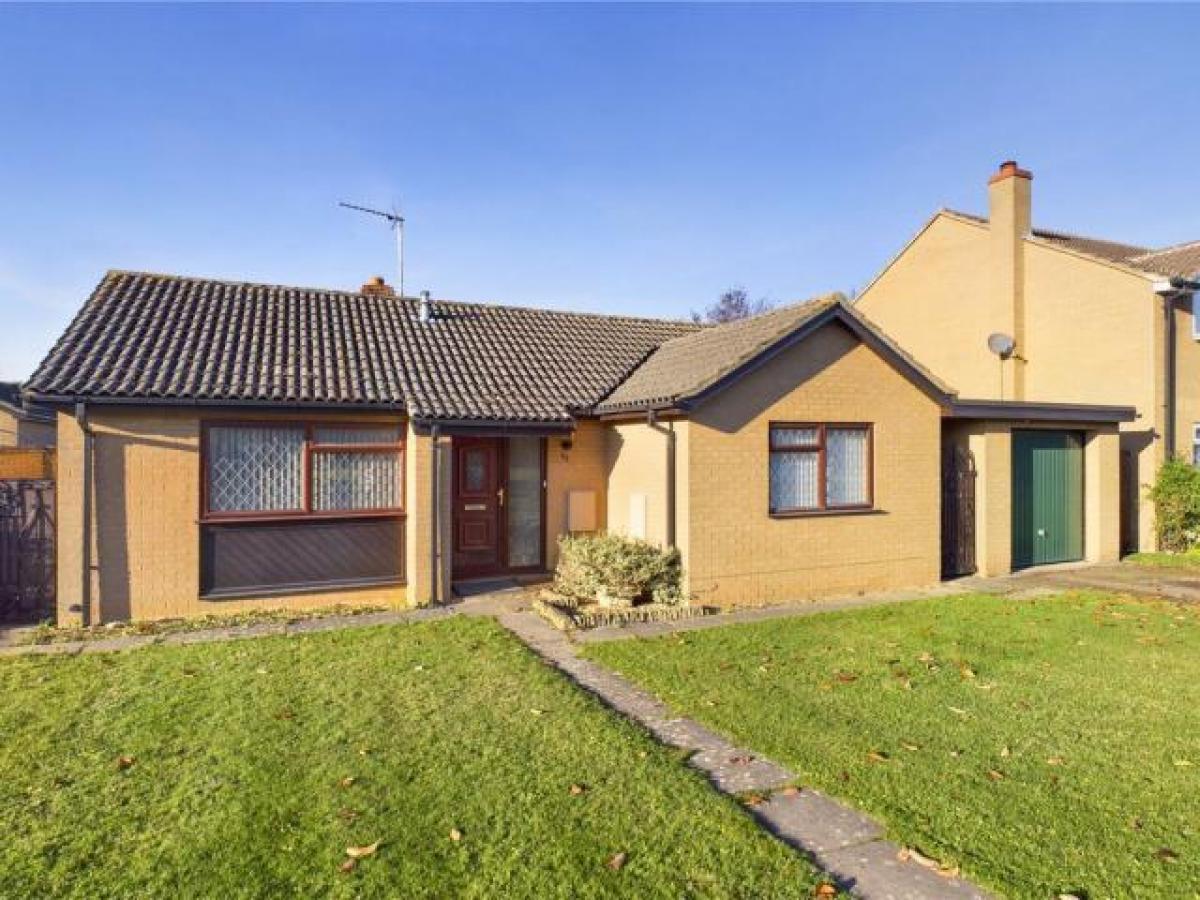 Picture of Bungalow For Rent in Huntingdon, Cambridgeshire, United Kingdom